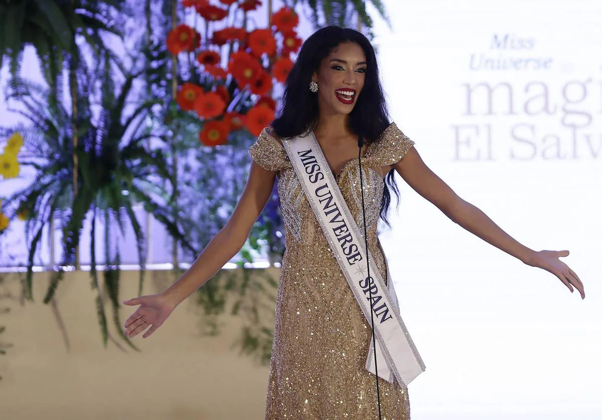 Miss Universo Representante De Espa A Athenea P Rez Athenea